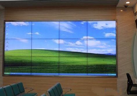 崇州液晶拼接屏的另类用法。